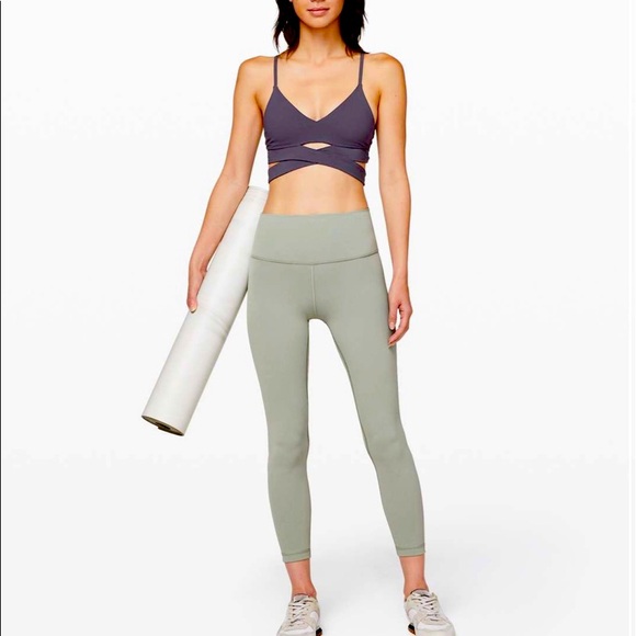 NWT Lululemon Still Now Bra size 10 - Picture 2 of 10